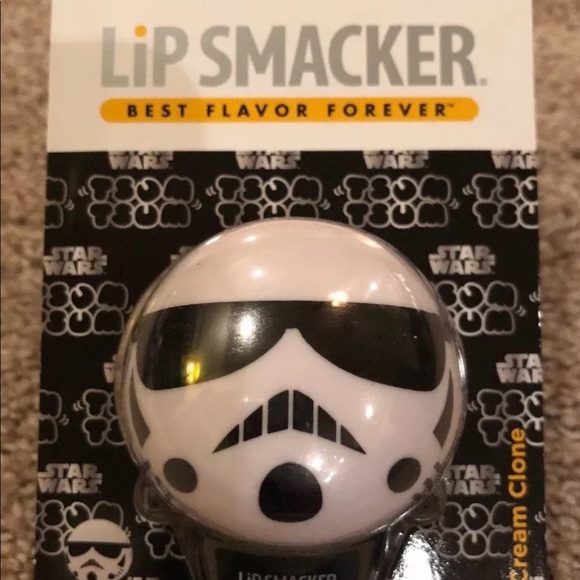 Lip Smacker Tsum Tsum Star Wars Storm Trooper NEW! - Picture 2 of 8